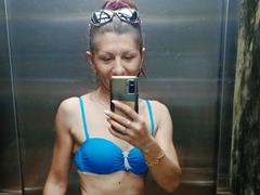 SabrinaViv - female with brown hair and  small tits webcam at xLoveCam