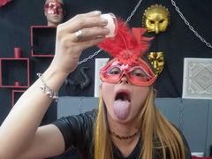 SashaDeLacour - blond female webcam at LiveJasmin
