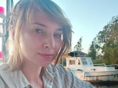 SadieFirt - blond female with  small tits webcam at xLoveCam