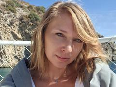 SadieFirt - blond female with  small tits webcam at xLoveCam