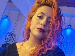 Sahrataylorr - female with red hair webcam at xLoveCam