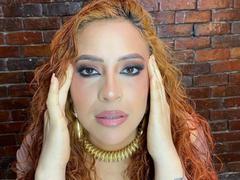 Sahrataylorr - female with red hair webcam at xLoveCam