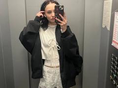 SakuraBloom - female with black hair webcam at xLoveCam