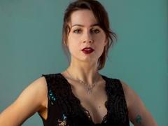 SallyDesire from xLoveCam