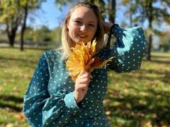 SallyVerda - blond female webcam at xLoveCam
