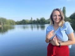 SallyVerda from xLoveCam