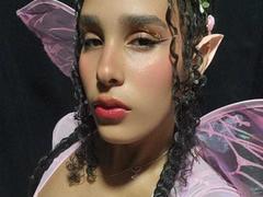 SalmaNaurs - female with brown hair webcam at xLoveCam