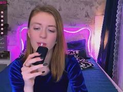 SalmeJohns - female with brown hair and  small tits webcam at xLoveCam