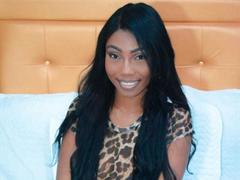 SaloCute from xLoveCam