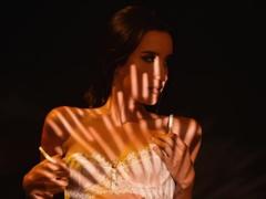 SalomeBennett from xLoveCam