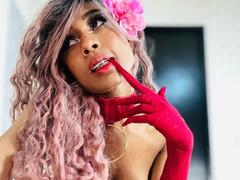 SalomeBenz - female with  small tits webcam at xLoveCam