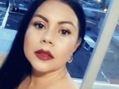 SalomeLover - female with black hair and  big tits webcam at xLoveCam