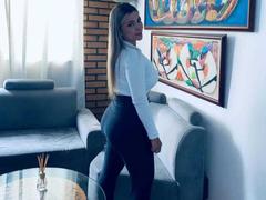 SalomeRossi - blond female with  big tits webcam at xLoveCam