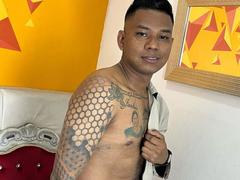 SamSexy69 - male webcam at xLoveCam