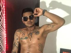 SamSexy69 from xLoveCam