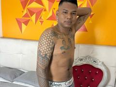 SamSexy69 - male webcam at xLoveCam