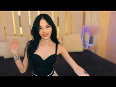 SamantaBredShow from xLoveCam