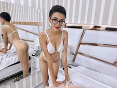 SamantaHally - female with black hair and  big tits webcam at LiveJasmin