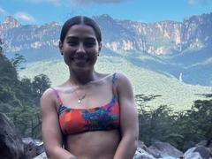 SamanthaBss - female with black hair webcam at xLoveCam