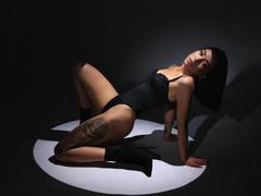 SamanthaBss - female with black hair webcam at xLoveCam