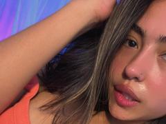 SamanthaBss - female with black hair webcam at xLoveCam