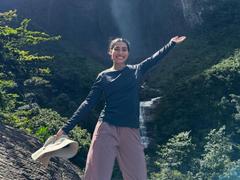 SamanthaBss - female with black hair webcam at xLoveCam