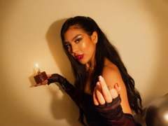 SamanthaEva69 - female with black hair webcam at xLoveCam