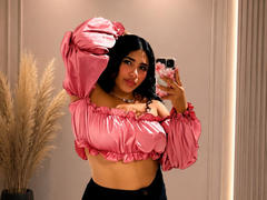 SamanthaFiore - female with brown hair and  big tits webcam at xLoveCam