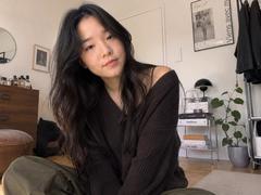 SamanthaTango - female with black hair and  big tits webcam at xLoveCam