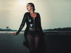 fetishpain01 from ImLive