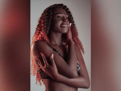 SamaraJackson - female with black hair webcam at xLoveCam