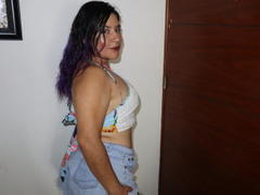 SamiFantain - blond female with  big tits webcam at xLoveCam