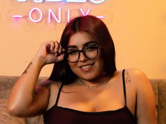 SammyOwenss - female with red hair webcam at xLoveCam
