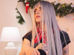 MayaEvanss - female with black hair webcam at xLoveCam