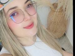 SamyLm - blond female with  big tits webcam at xLoveCam