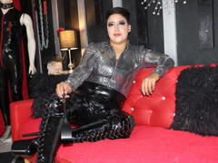 SammiWalker - female with black hair and  big tits webcam at LiveJasmin