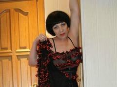 LuckyJanice - female with brown hair webcam at xLoveCam