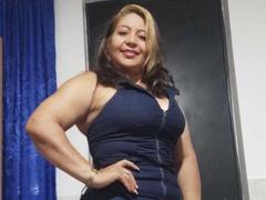 SandraHotI - female webcam at xLoveCam