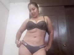 SandraHotI - female webcam at xLoveCam