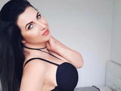 ClassySandra - female with brown hair webcam at xLoveCam