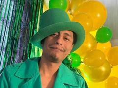 SandyAndMike - couple webcam at xLoveCam