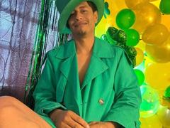 SandyAndMike - couple webcam at xLoveCam