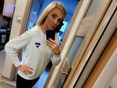 Sandy-Lux from xLoveCam