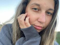 Sanella - female with  big tits webcam at xLoveCam