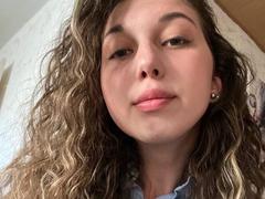 Sanella from xLoveCam