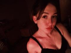 SantaXMonica - female with  small tits webcam at xLoveCam