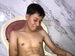 SantiagoHottest - male webcam at xLoveCam