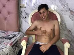 SantiagoHottest - male webcam at xLoveCam