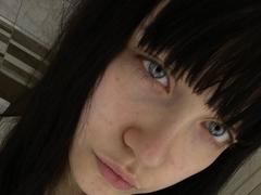 SantinaSahm - female with black hair webcam at xLoveCam