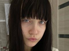SantinaSahm - female with black hair webcam at xLoveCam